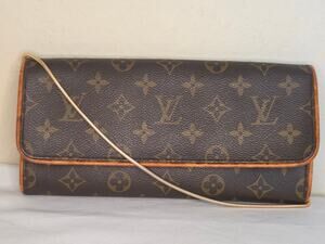 Louis Vuitton Monogram Twin Pochette GM Crossbody Bag LV Vintage